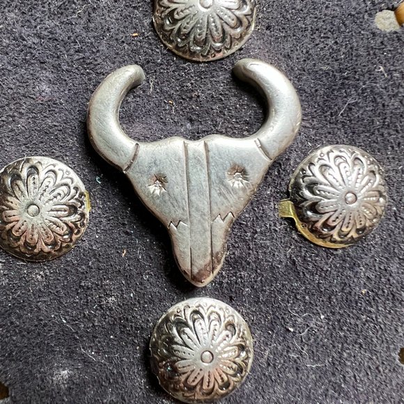 Vintage 13 Inch Dream Catcher Wool Feathers Beaded Longhorn Steer Wall Decor - Picture 6 of 7